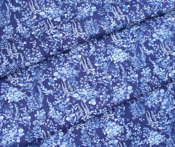 カットクロス Windham Fabrics English Garden 51831-2 Bouquet Navy 5枚目の画像