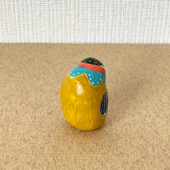 粘土のお人形「つむじ」 オレンジ鳥 4枚目の画像
