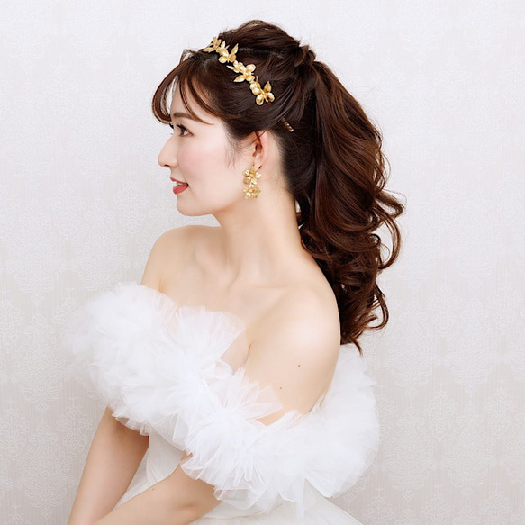 MA144  ウェディング ヘッドドレス　カチューシャ ブライダル ヘアアクセサリー 結婚式  披露宴　前撮り 3枚目の画像