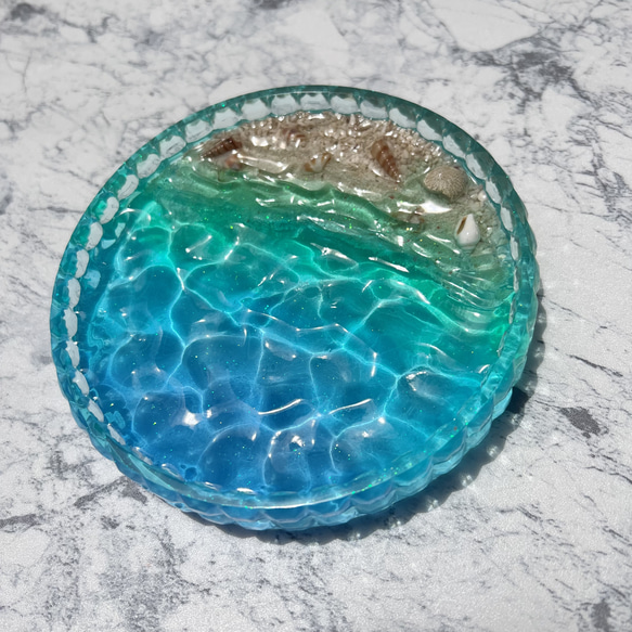受注生産　波紋たっぷりアクセサリートレー　レジンアート　エポキシ　小物ケース　水面　海アート　オーシャンアート　珊瑚 3枚目の画像