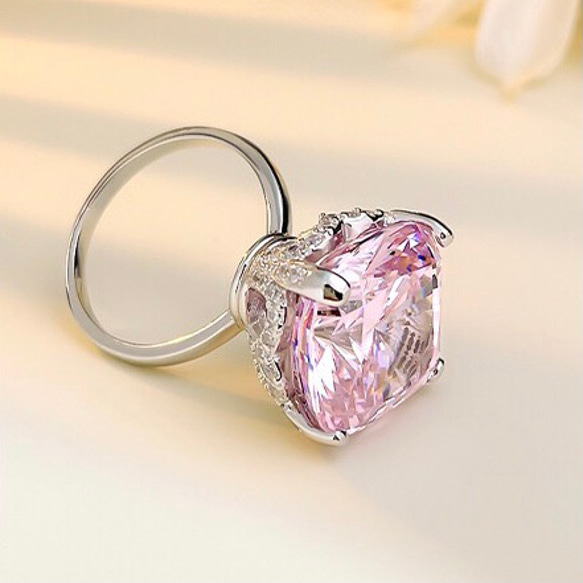 20カラット スーパーラージ 高炭素ダイヤモンド キラキラ ゴージャス ラグジュアリー リング ピンク 指輪 ハート 3枚目の画像