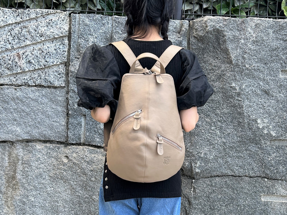 <50%OFFSALE> 【カードケース付き カラフルビーンズリュックR 】レザーリュック（本革）BEIGE 16枚目の画像