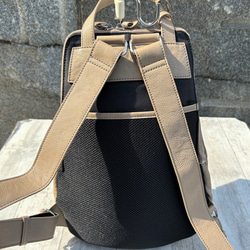 <50%OFFSALE> 【カードケース付き カラフルビーンズリュックR 】レザーリュック（本革）BEIGE 12枚目の画像