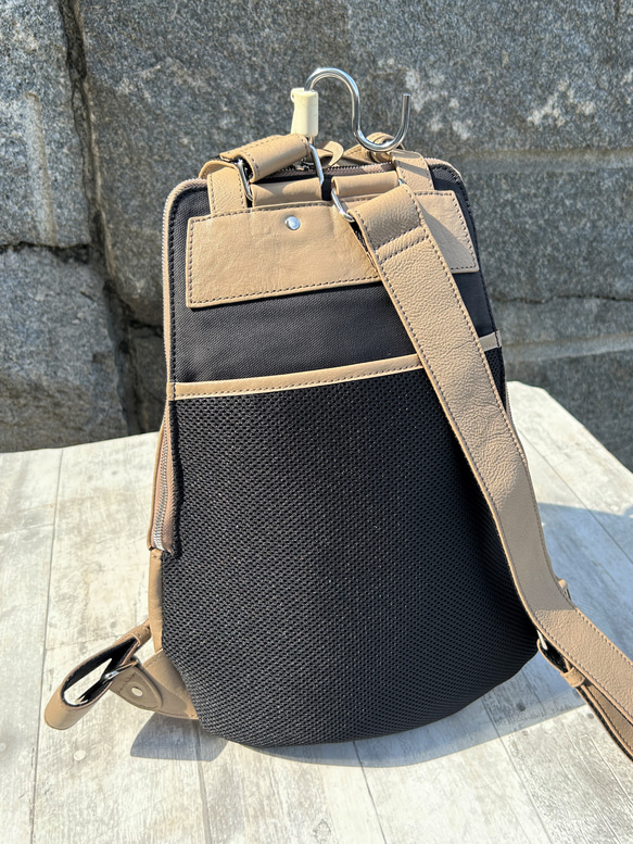 <50%OFFSALE> 【カードケース付き カラフルビーンズリュックR 】レザーリュック（本革）BEIGE 13枚目の画像