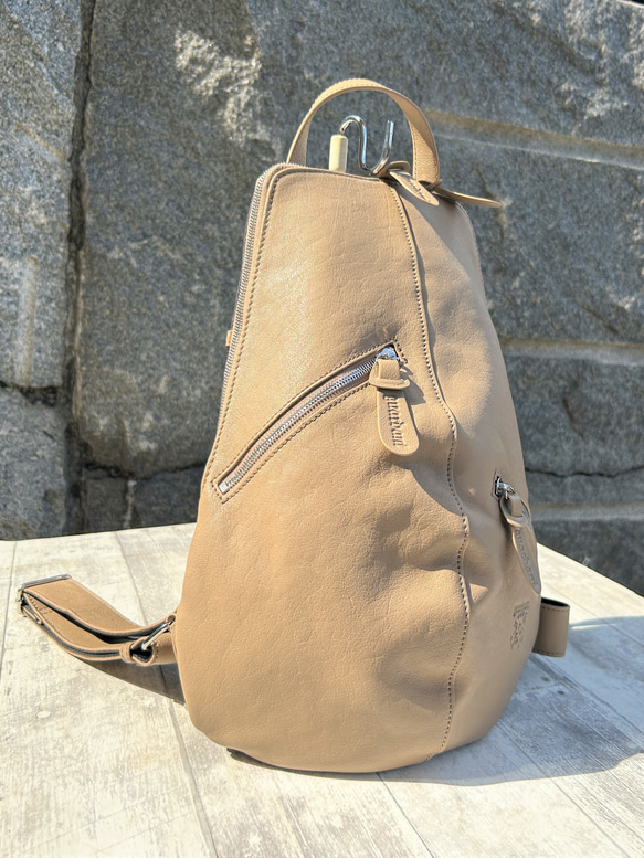 <50%OFFSALE> 【カードケース付き カラフルビーンズリュックR 】レザーリュック（本革）BEIGE 10枚目の画像