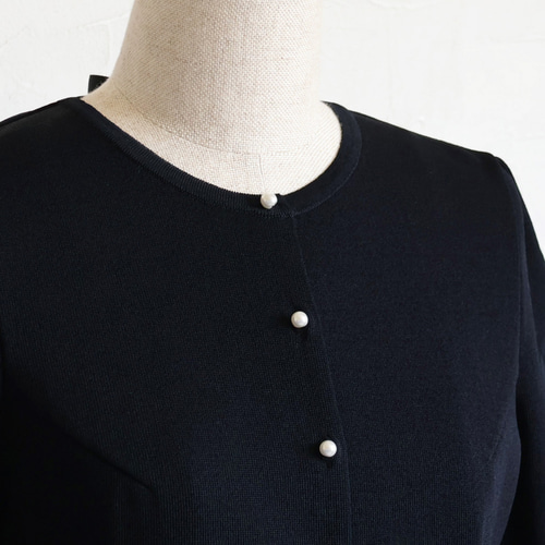 jolie mignon パールボタン付き バックリボンカーディガン