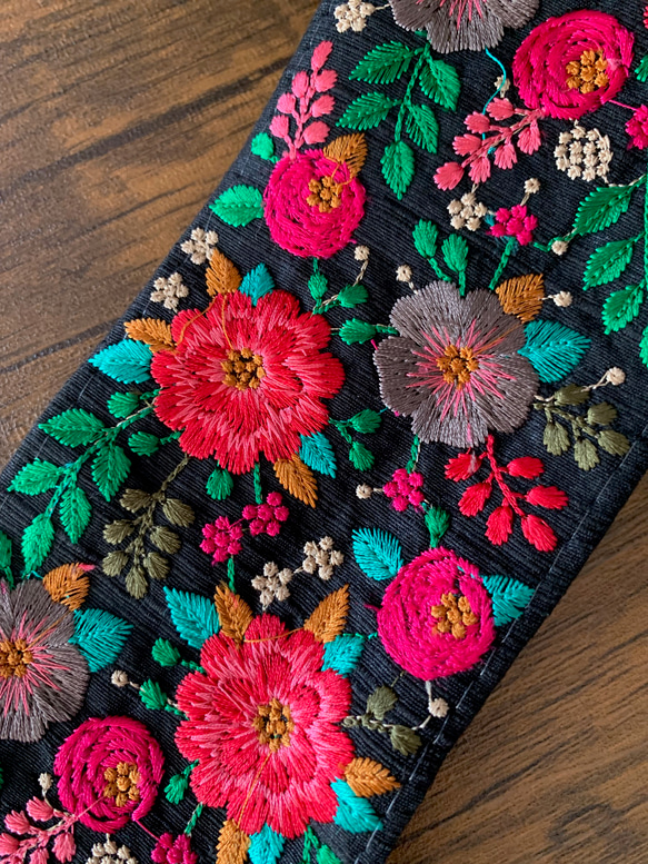 ５０ｃｍ～　インド刺繍リボン　３色　綿 6枚目の画像