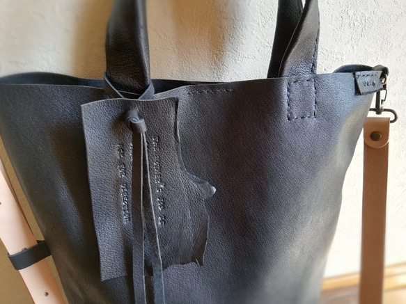 shoulder tote 　黒色　ピッグスキンレザー 6枚目の画像