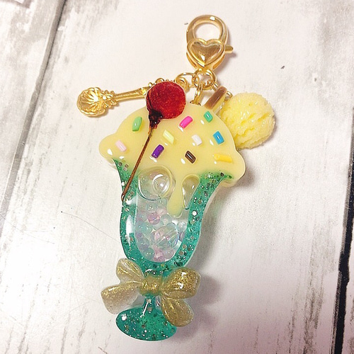 Summerソーダトラシャカシャカキーホルダーフェイクスイーツチャーム