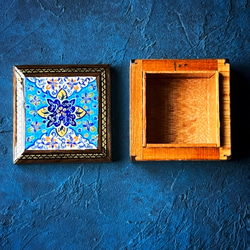 ペルシャの象嵌細工（寄木細工） 小箱　正方形 M （7cm）【ハータムカーリー118】 6枚目の画像