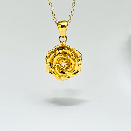 薔薇のペンダント 〜K24GP〜 ネックレス・ペンダント moon