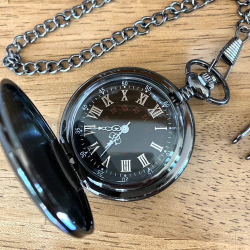 メタルブラック・フェイス 懐中時計 クリップチェーンつき フック