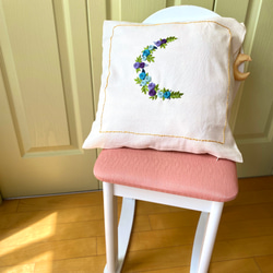 刺繍クッションカバー【誠実に幸せを選択できる】「幸-kou