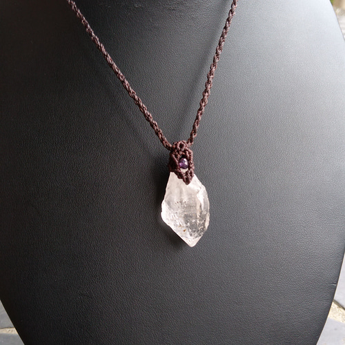 ガネッシュヒマール産】ヒマラヤ水晶の天然石マクラメペンダント[PEN-5