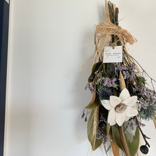 ラフィアリボンのナチュラルドライフラワースワッグ ドライフラワー