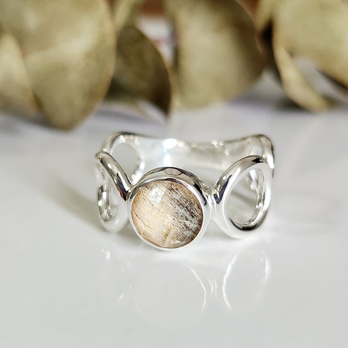 〇満月【月モチーフ】ムーンストーン×クリスタルAAAラウンド8mm