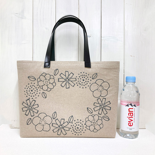 受注製作◇リネントートバッグ【花かんむり チャコールグレー】 刺し子