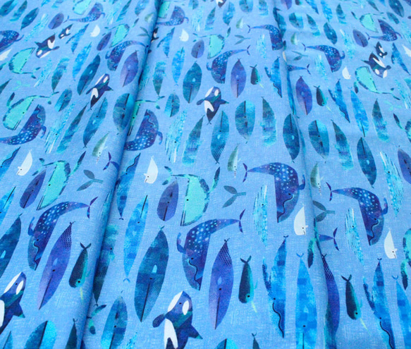 カットクロス Windham Fabrics Icy World Cetaceans Periwinkle 4枚目の画像