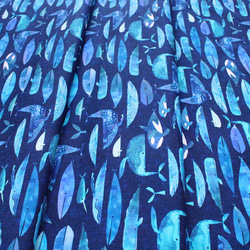 カットクロス Windham Fabrics Icy World 52970D-4 Cetaceans Navy 4枚目の画像