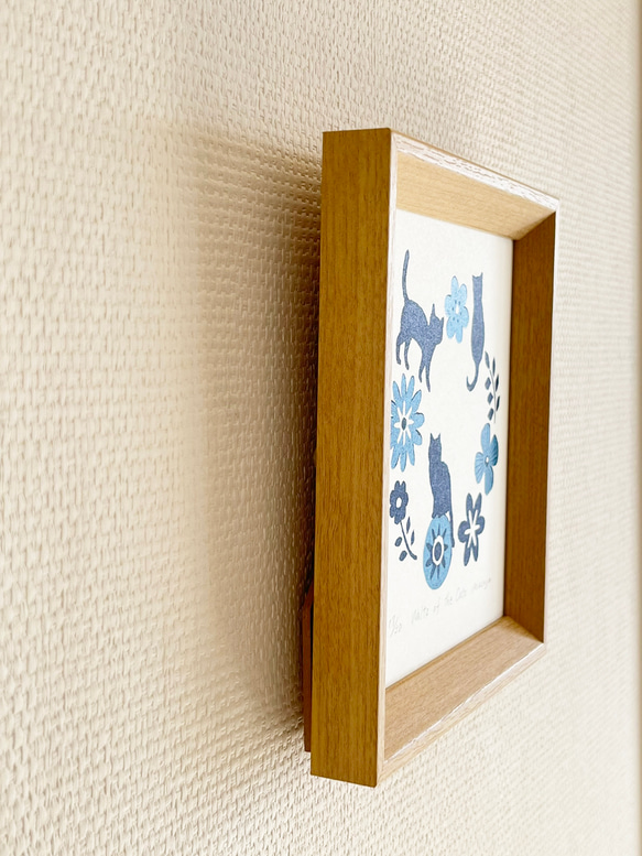 花とネコの木版画 / 額入り / アート / インテリア 5枚目の画像