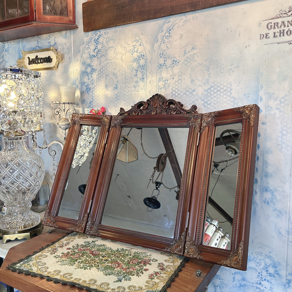アンティークな部屋  おしゃれな鏡 三面鏡 ⑥ ウォールミラー 2WAY 折畳み式 壁掛け鏡 置き鏡 12枚目の画像
