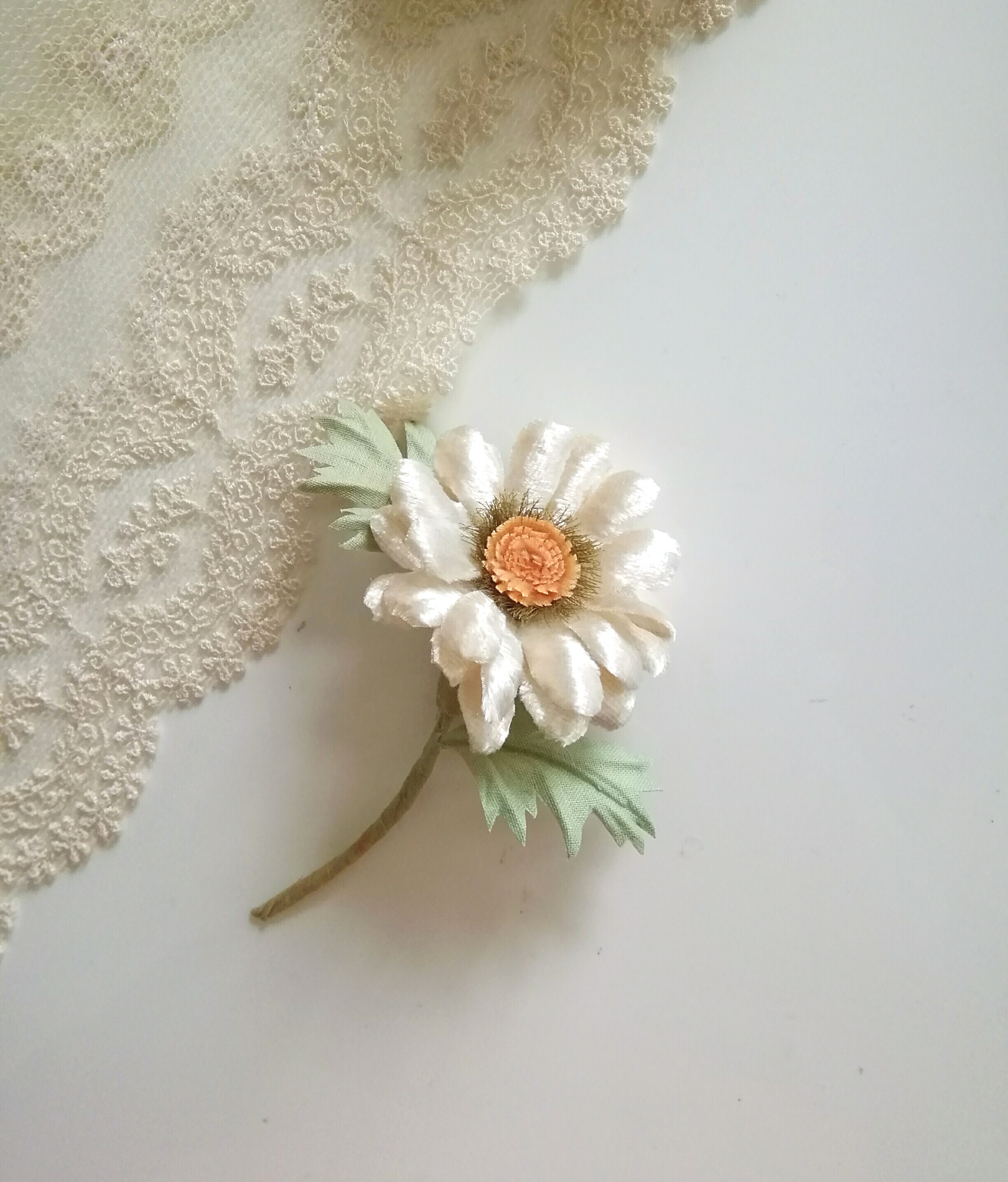 * vintage flower ❀ * シックな布花の コサージュ vintage flower ❀ * シックな布花の コサージュ vintage flower