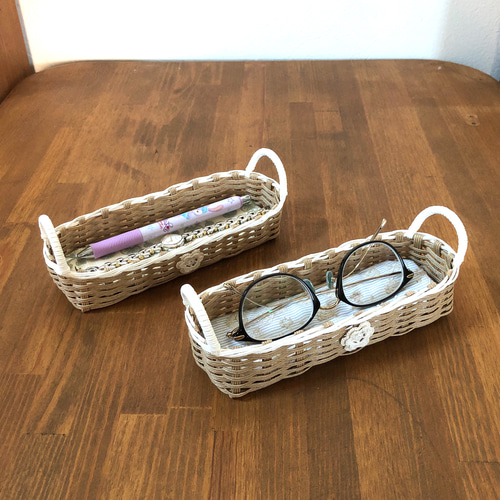 眼鏡トレイ カゴ 小物入れ クラフトバンド 刺繍 レースモチーフ メガネ