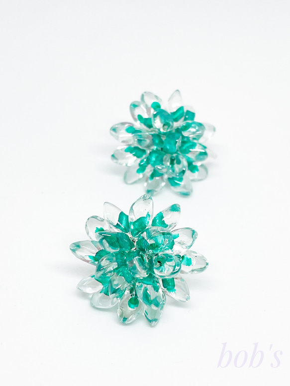 crystal  emerald green pierce/earring＊about medium 6枚目の画像