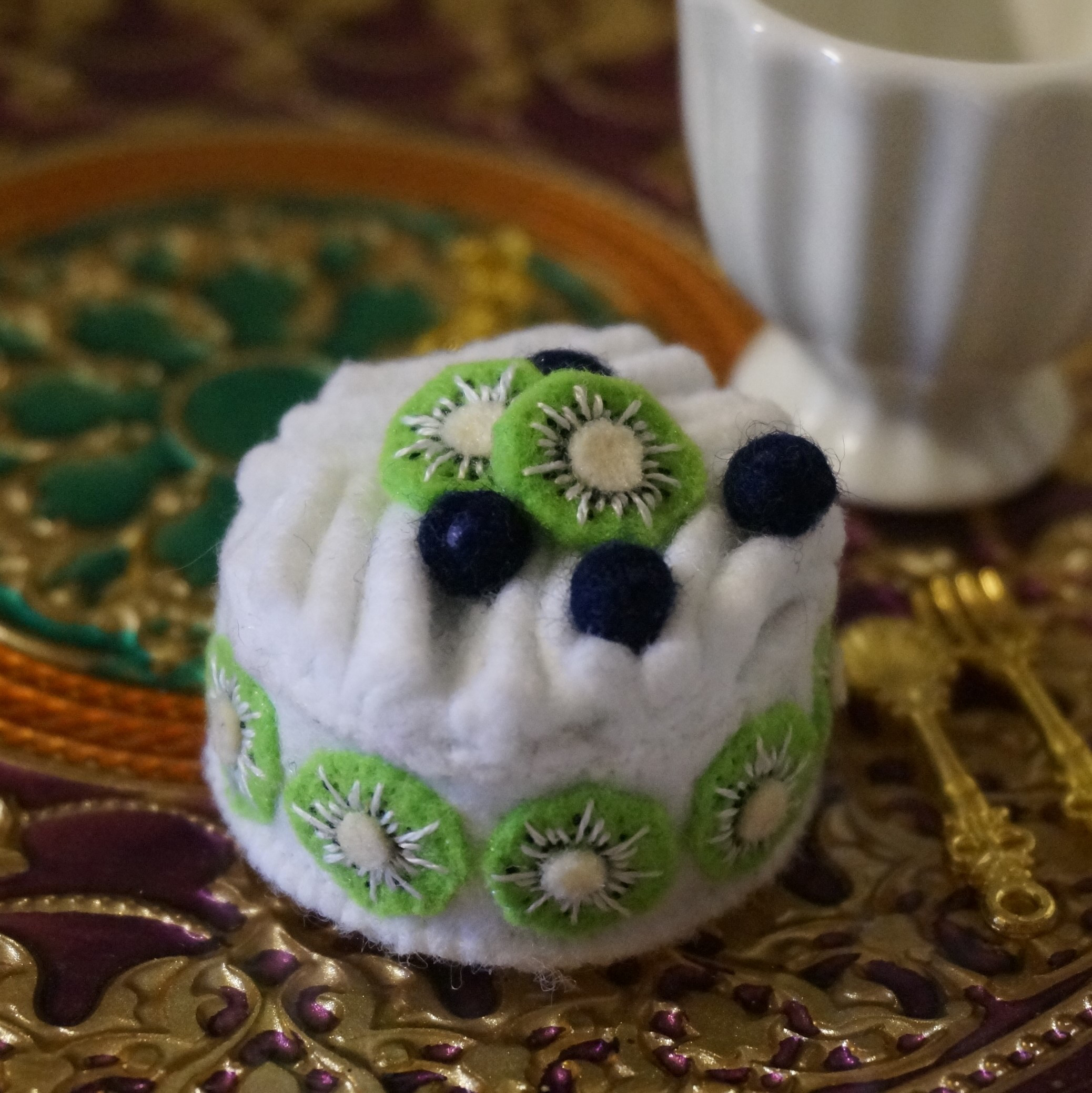 キウイ・ケーキ☆フェルト・スイーツ☆バッグチャーム☆なたーしゃ