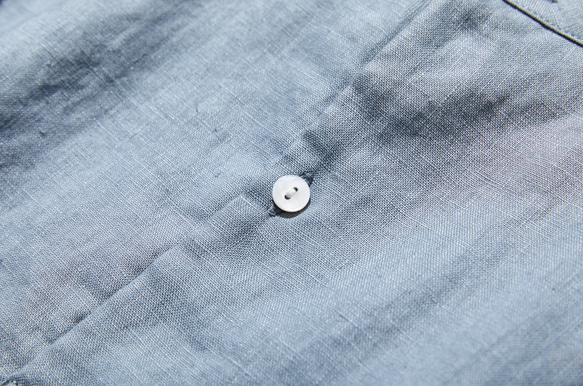 100% 亞麻長袖襯衫 230516-1 即使造型簡單也很好看 第12張的照片
