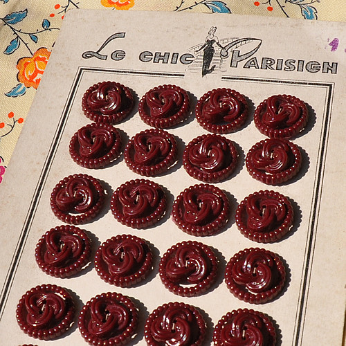 仏ヴィンテージ】お菓子みたいなボタン*2個セット ボタン Lutinettes