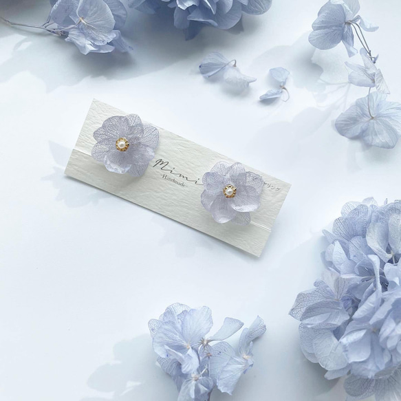紫陽花のイヤリング/ピアス　くすみブルー 6枚目の画像