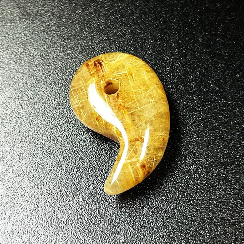 ゴールドルチル 勾玉 | loneoakpoint.com