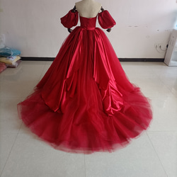 送料無料！カラードレス 赤 パフスリーブ ラッフルフリル 柔らかく重ねたチュールスカート 披露宴/結婚式 6枚目の画像