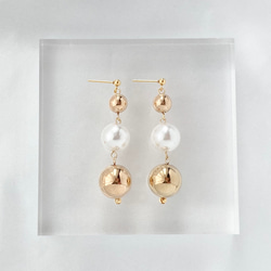 ゴールドメタルボール × パール ピアス/イヤリング ピアス（その他
