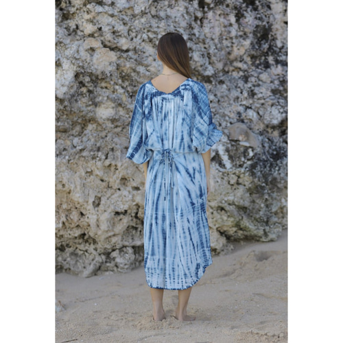 うさとの服　藍染　インディゴ　自然素材　2回着用 うさとの服 藍染 インディゴ 自然素材 2回着用 うさとの服 藍染