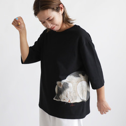 ラスト１　最終ＳＡＬＥ　厚地　度詰め天竺コットン Tシャツ カットソー生地　手描き　睡猫　三毛猫ネコゆったりH22B 3枚目の画像