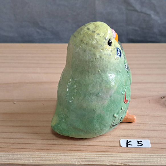 お着替え小鳥　セキセイインコ　インコ　小鳥　インテリア　陶器小鳥　一輪挿し　置物　Ｋ5- H658 5枚目の画像