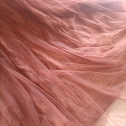 柔らかく重ねたチュールスカートドレス テラコッタ色 オフショル 二次会 3枚目の画像