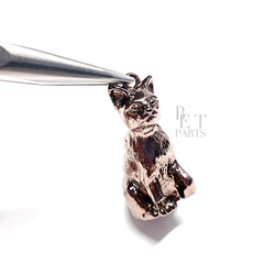 【1個】約17*32mm 秋田犬モチーフのチョコレートメッキチャーム bp23 1枚目の画像