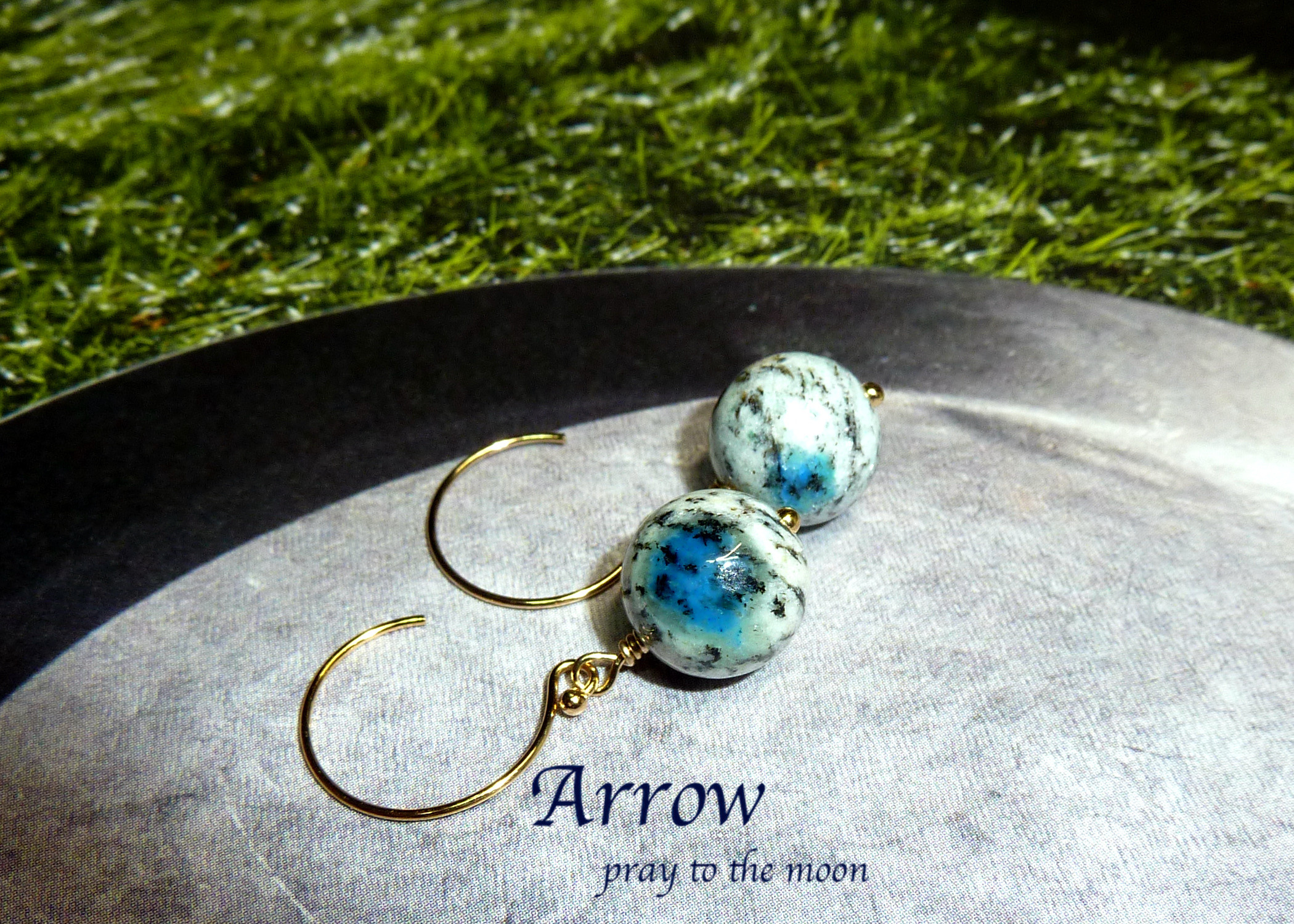 幸運を呼び込む＊K2アズライトピアス＊14kgf