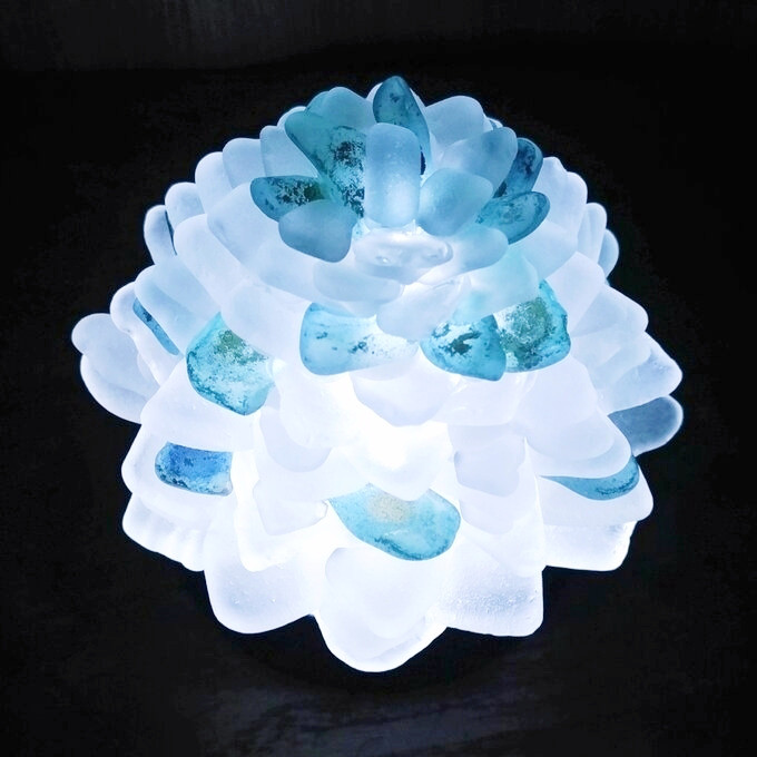 【海灯花】シーグラスのお花のランプシェード 青×緑×灰 款冬華（ふきのはなさく）ギフトラッピング対応