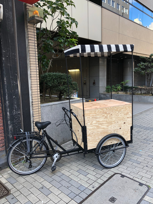 【しんちゃん様専用】カーゴバイク(移動販売用自転車)電動機付き 1枚目の画像