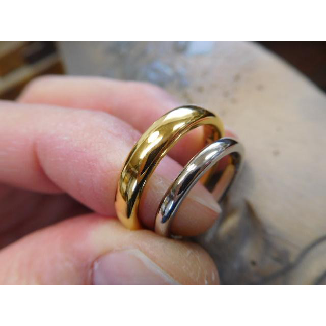 鍛造 結婚指輪 プラチナ1000 純金 純プラチナ k24 甲丸 リング 男性4mm 女性2.5mm 鏡面