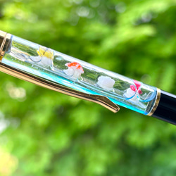 期間限定送料無料【贈り物に】夏❗️涼しげお寿司ハーバリウムボールペン 3枚目の画像