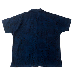 【花言葉「幸福の訪れ」さわふじ柄】琉球紅型×琉球藍染 沖縄版アロハシャツ 着物スリーブ 3枚目の画像