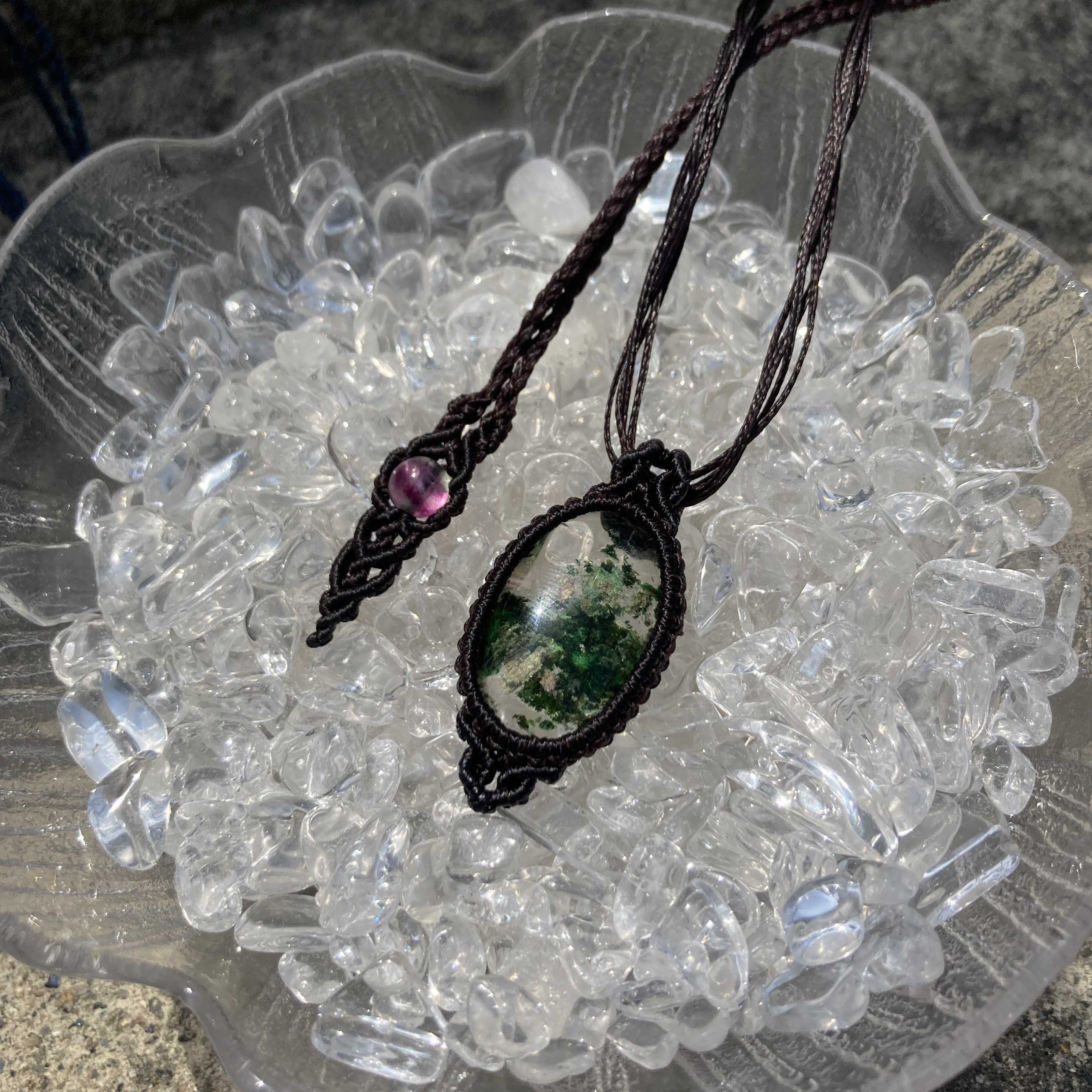 ガーデンクォーツのマクラメ編みペンダント