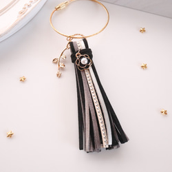 カメリア／リーフ タッセルチャーム✩バッグチャーム バッグチャーム