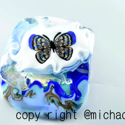 フクロウのトンボ玉 ガラスのジュエリー ペンダントトップ12045-451 フクロウのトンボ玉 ガラスのジュエリー ペンダントトップ12045-451