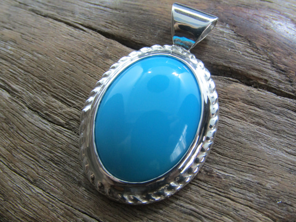 ジェムグレード アリゾナ産スリーピングビューティー 10カラット  